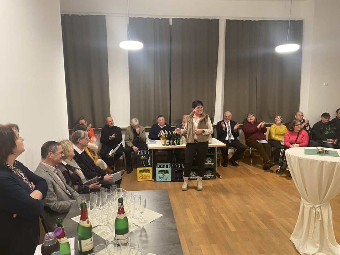 Waldthurn. Knapp 70 haupt- und ehrenamtliche Mitarbeiter der Pfarrei St. Sebastian Waldthurn waren am vergangenen Samstag der Einladung des Pfarrgemeinderates zum Neujahrsempfang gefolgt.