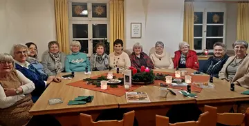 Adventliches Beisammensein mit Geschichten in Neunkirchen