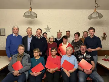 SPD Schnaittenbach ehrt Mitglieder und plant Zukunft