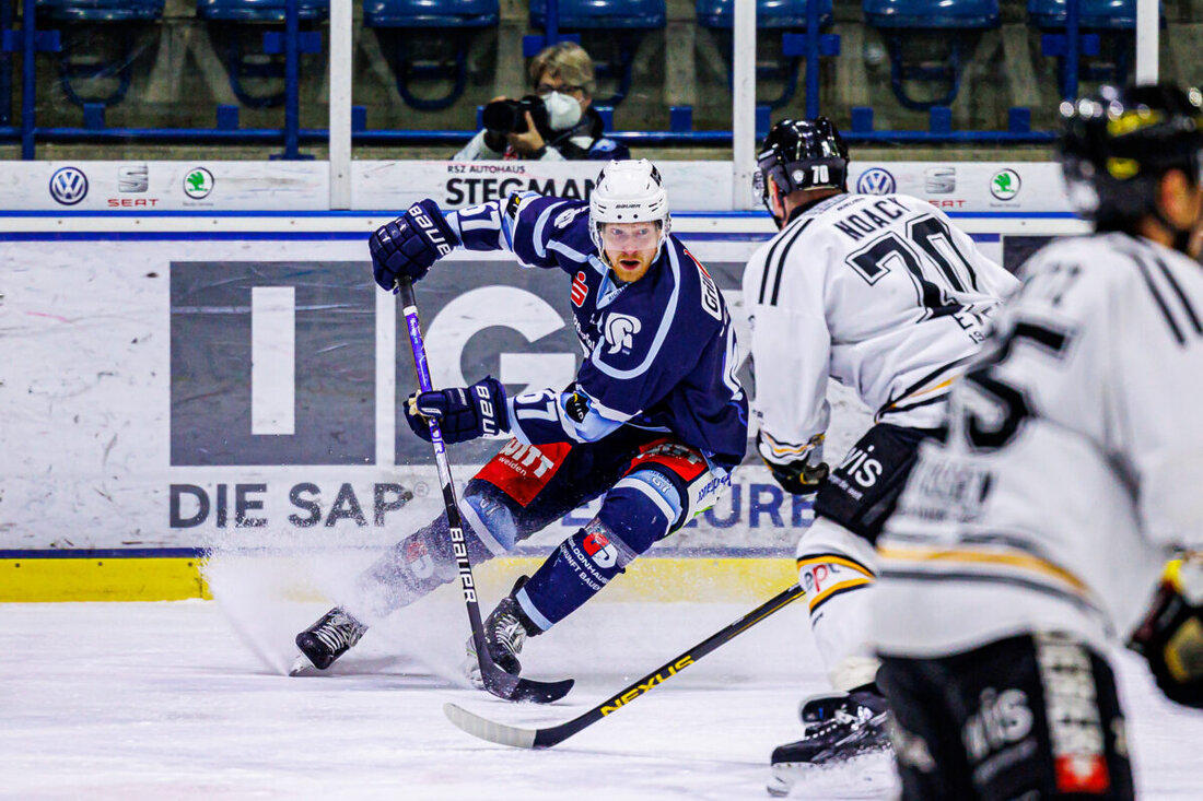 Mitterteich. Zweimal in Folge ein 11:2-Sieg gegen den gleichen Gegner, das gibts nicht allzu oft. Die Stiftland Dragons schafften dieses Kunststück in der Eishockey-Bezirksliga gegen den ERV Schweinfurt 1b.