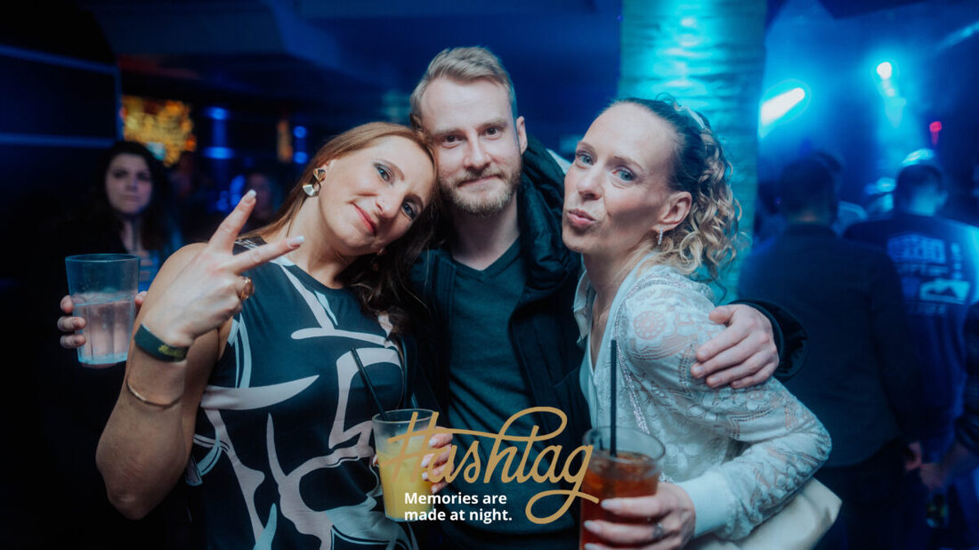 Weiden. Was interessiert uns der Dispo? Das war das Motto am Freitag im Club "Hashtag" Für die Gäste gab's Special Drinks.