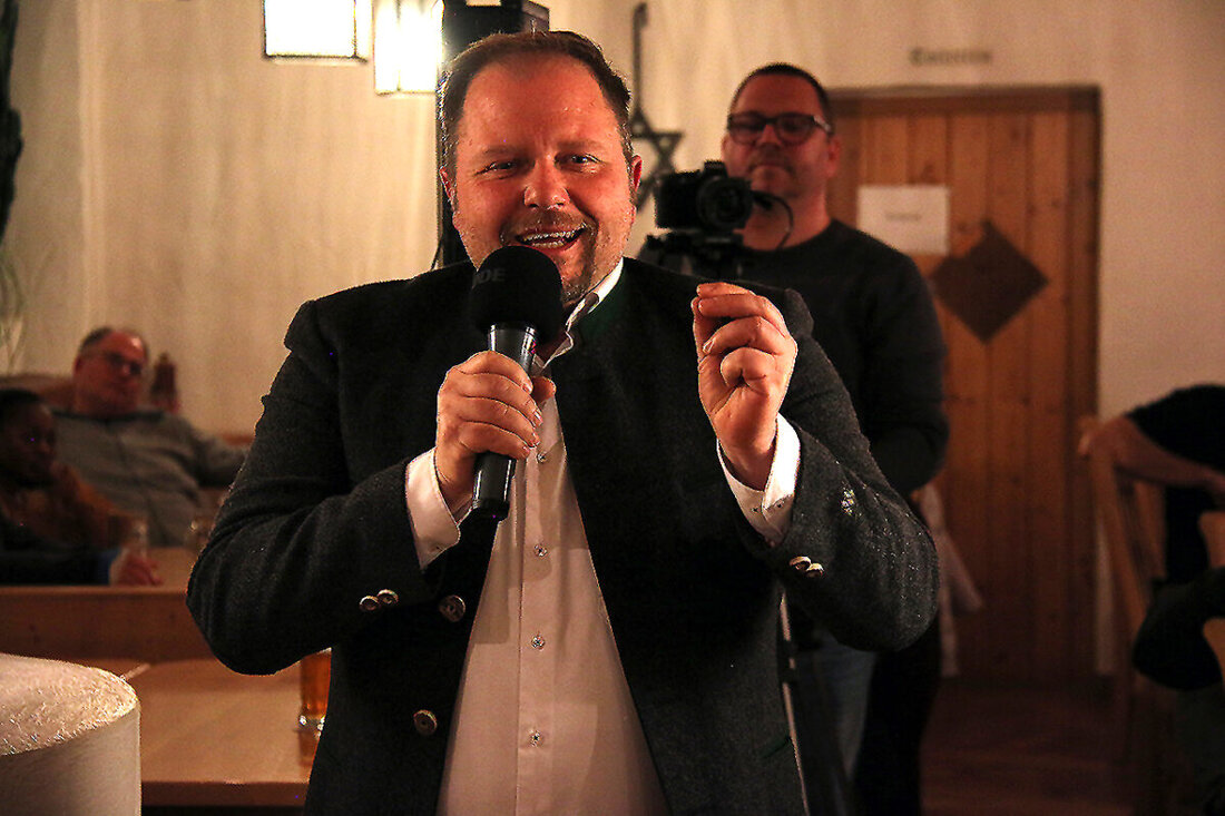 Neuhaus. Der Bahler Zoigl ist nicht die Schweiz. Wir haben keine direkte Demokratie. Aber auch bei uns tauschen sich Bürger, Experten und Politiker aus. Nach der Migrations-Debatte äußern die Podiumsteilnehmer ihre Wünsche an die Politik. Und die Politiker antworten.