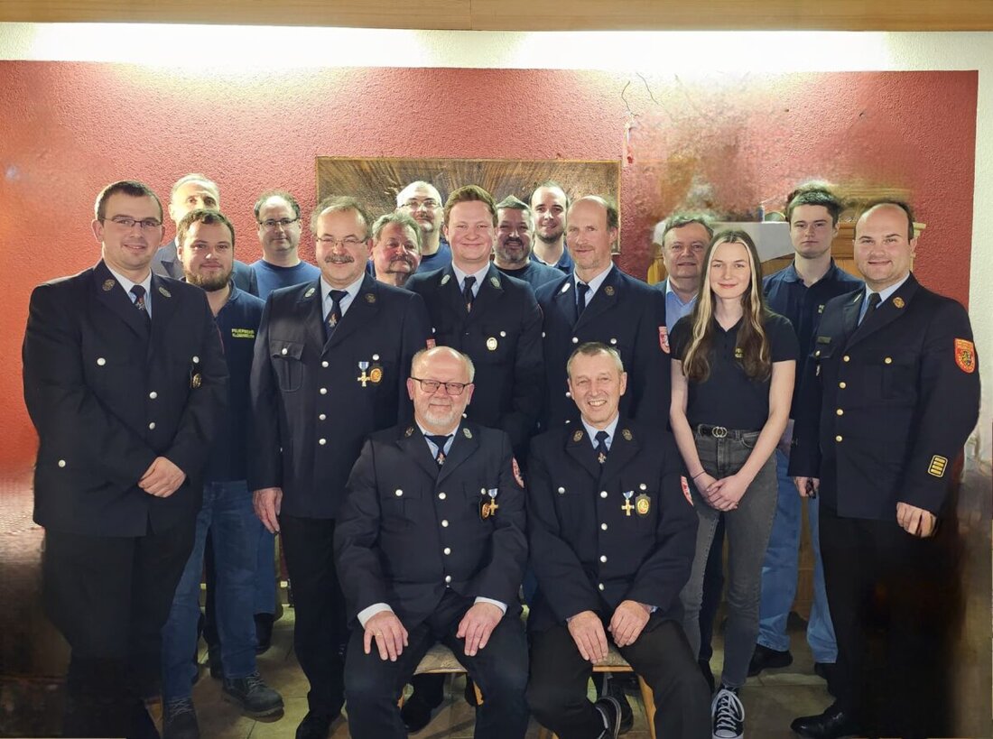 Klobenreuth. Bei den Neuwahlen der Freiwilligen  Feuerwehr wurde Vorstand Martin Spörer erneut an die Spitze gewählt.