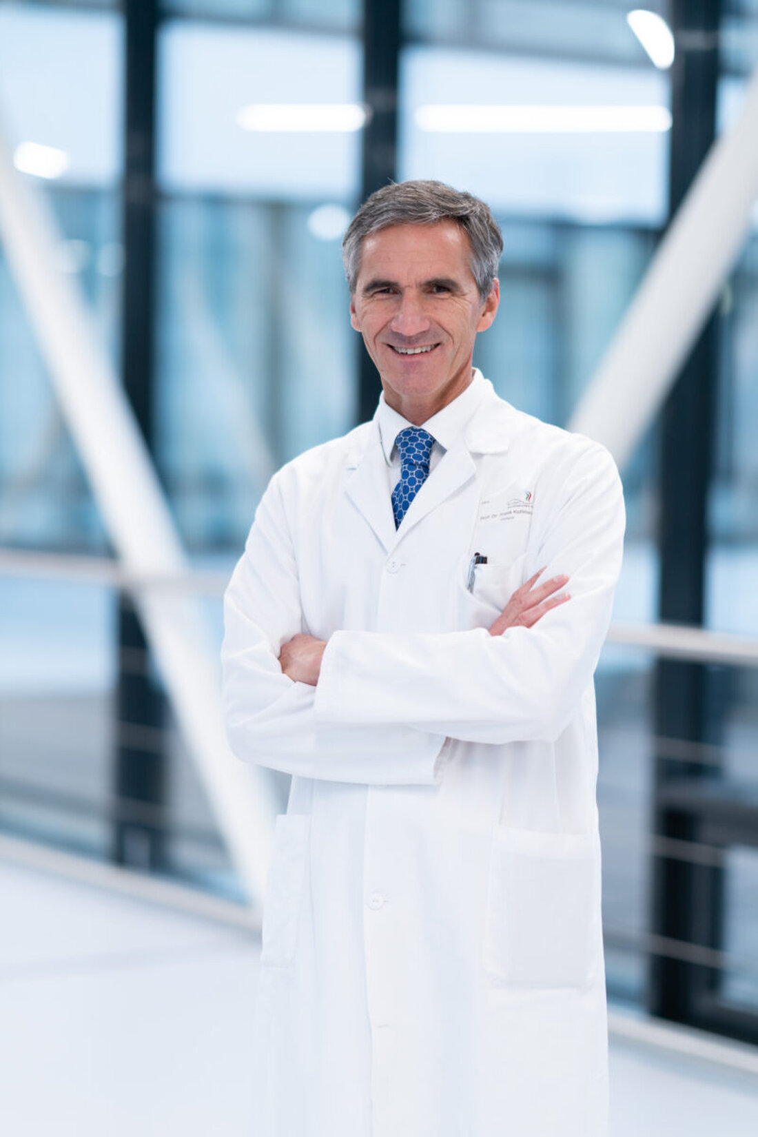 Weiden. Prof. Dr. med. Frank Kullmann verließ zum Jahreswechsel das Klinikum Weiden als Chefarzt; Dr. Martina Troppmann übernimmt kommissarisch die Leitung der Medizinischen Klinik I.