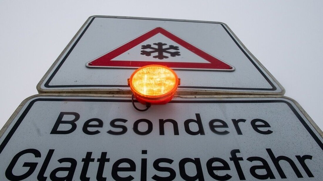 Weiden/Amberg. Frost, gefrierender Regen und Glätte haben für zahlreiche Einsätze der Rettungskräfte in der nördlichen Oberpfalz gesorgt. Die Integrierte Leitstelle meldet ein drastisch erhöhtes Einsatzaufkommen.