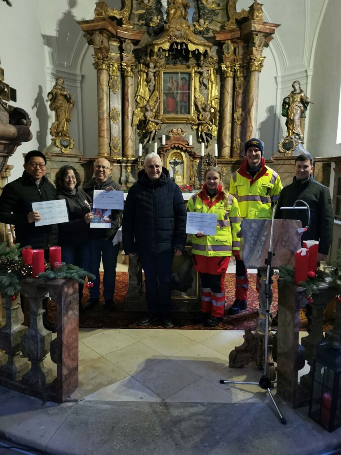 Heinersreuth. Durch vorweihnachtliche Aktionen konnte die Dorfgemeinschaft Spenden für drei Projekte sammeln,