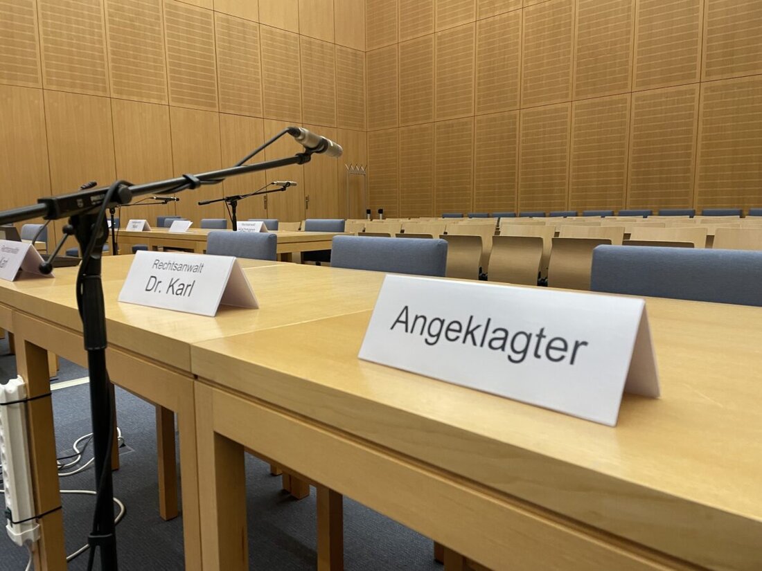 Weiden/Regensburg. Das Landgericht Weiden wird nächste Woche das Urteil gegen einen 15-Jährigen verkünden, der im Bezirkskrankenhaus Regensburg einen Siebenjährigen getötet hat. Staatsanwaltschaft und Verteidigung plädierten auf Unterbringung in einer psychiatrischen Klinik.