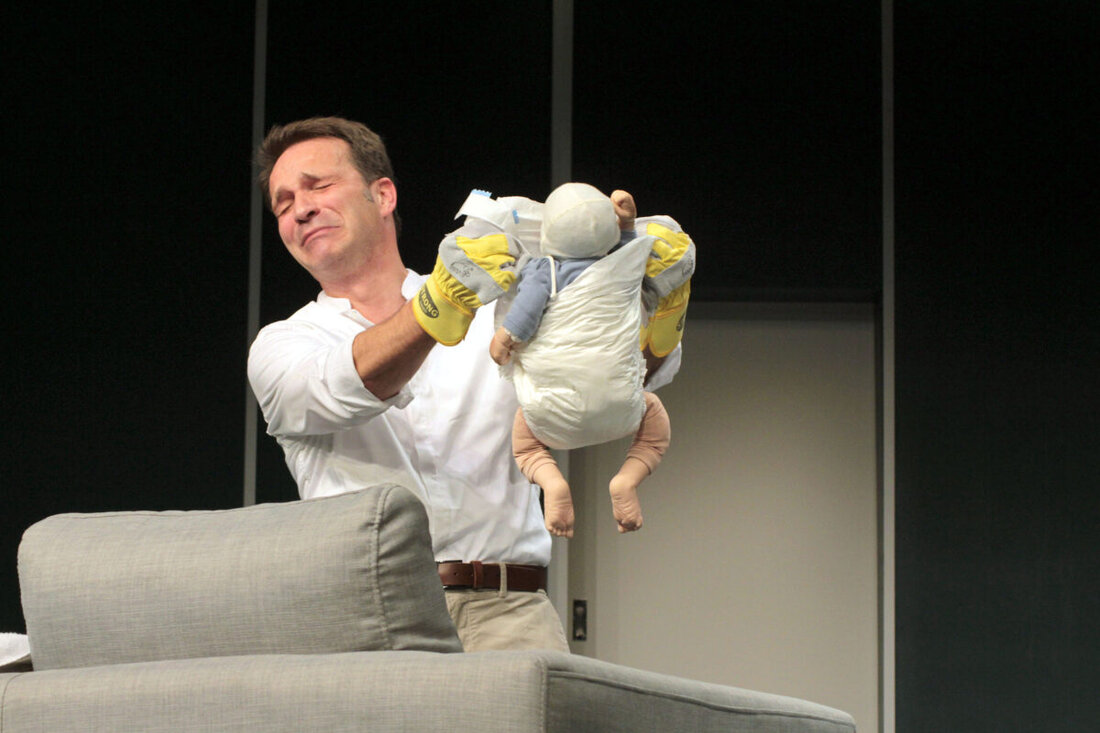 Amberg. Die Komödie "Drei Männer und ein Baby" wird am Donnerstag um 19.30 Uhr im Stadttheater Amberg präsentiert.