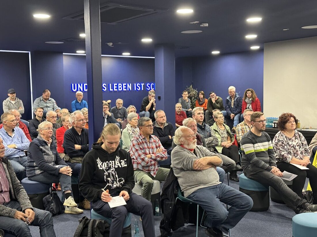 Amberg. Am 8. Januar findet ein kostenloser Vortrag über PV-Pachtmodelle und Mieterstrom in Mehrparteienhäusern statt. Es werden Chancen und Herausforderungen für Mieter und Vermieter erörtert.