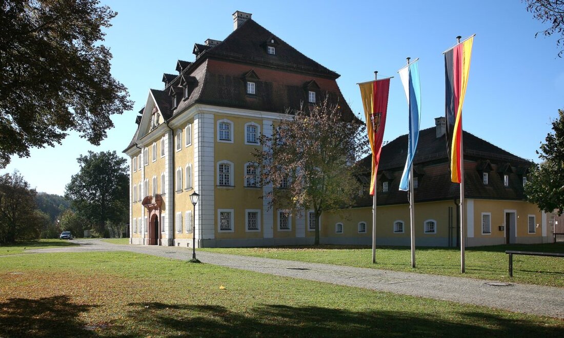 Amberg-Sulzbach. Am Freitag bietet das Bergbau- und Industriemuseum Ostbayern im Kultur-Schloss Theuern die letzte öffentliche Führung in diesem Jahr an.
