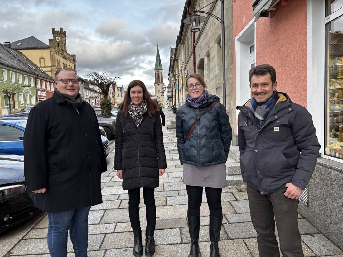 [Advertorial] Kemnath. Seit Jahren beklagen ländliche Regionen einen akuten Ärztemangel. Der Landkreis Tirschenreuth setzt diesem Problem das Modell Hausarztschmiede entgegen.  
