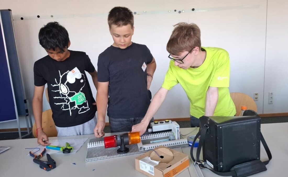 Pirk. Selbst ausprobieren, Neues lernen, Berufe mit Zukunft entdecken: Im Technik-Checker Camp bei Constantia Pirk GmbH & Co. KG, tauchten zehn Jungs eine Woche lang in die Welt der Technik ein. 