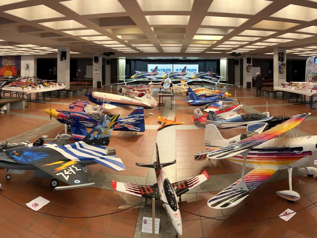 Weiden. Die Modellbau-Ausstellung des MBC Weiden übertraf die Erwartungen mit enormem Besucherandrang und einer beeindruckenden Vielfalt an Modellen.