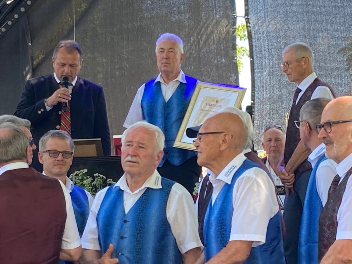 50 Jahre Sängerfreundschaft zwischen Leuchtenberg und Grünsfeld gefeiert