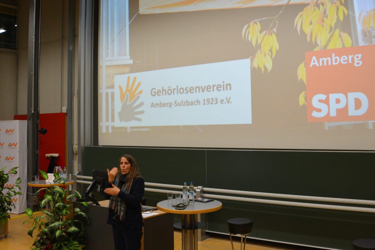 Heike Heubach setzt Zeichen für Inklusion in Amberg