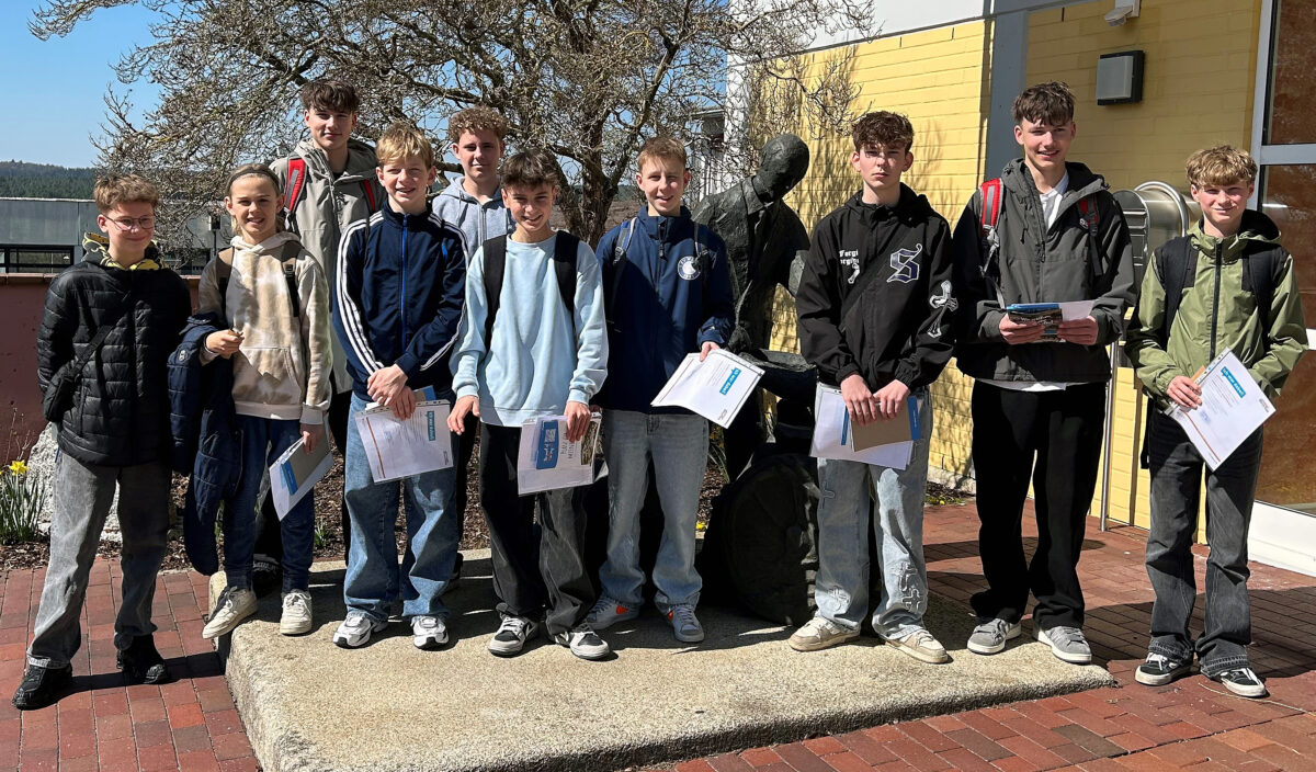 Elf Jungs erkunden beim Boys’Day die Berufswelt