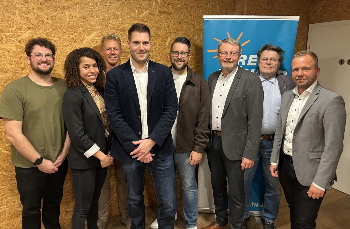 Freie Wähler nominieren Christoph Micko als Bürgermeisterkandidat in Kümmersbruck