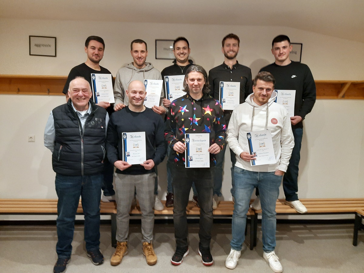 Viele Ehrungen beim TSV Pressath