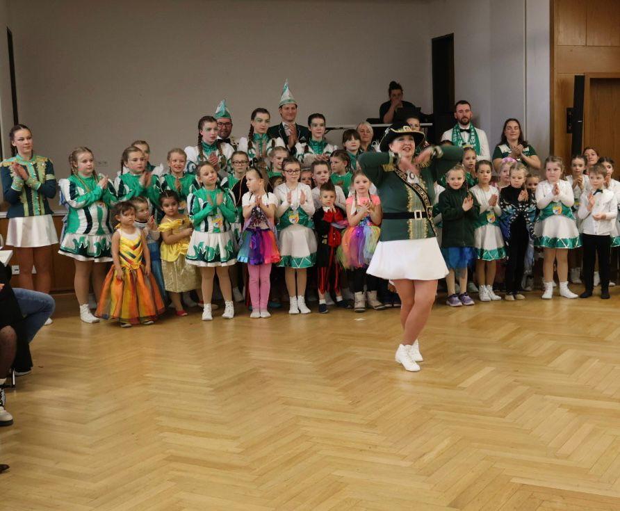 Bunter Nachmittag beim Hammerleser Faschingsverein
