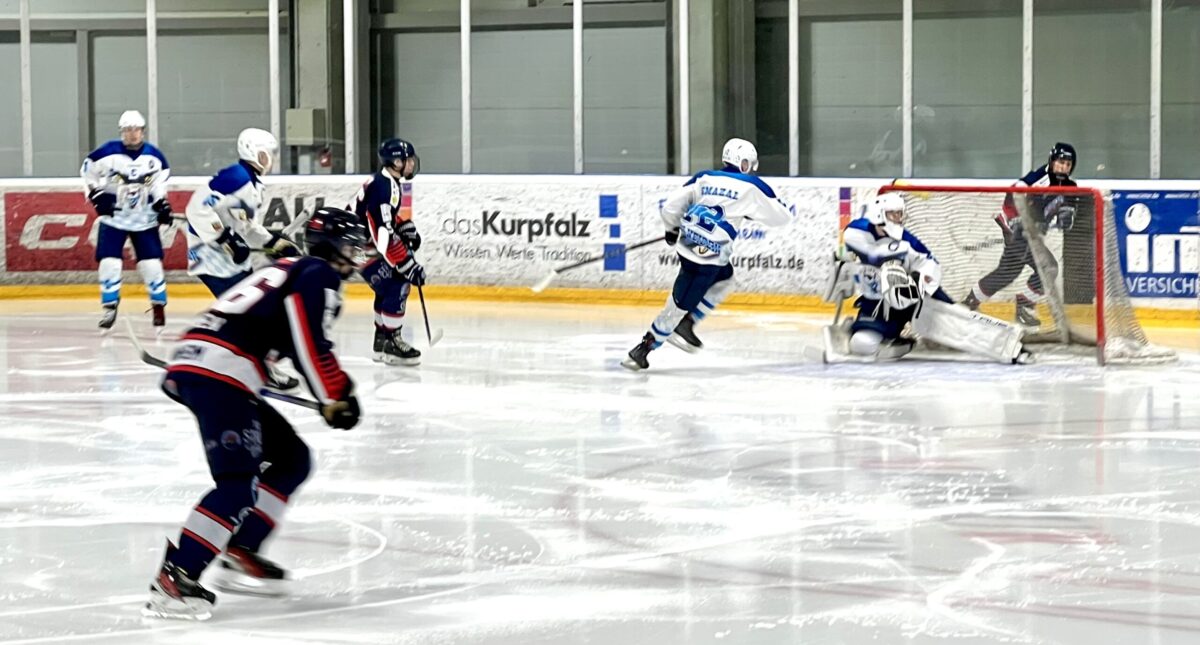 Young Blue Devils: 30 Penaltys bis zum Sieg