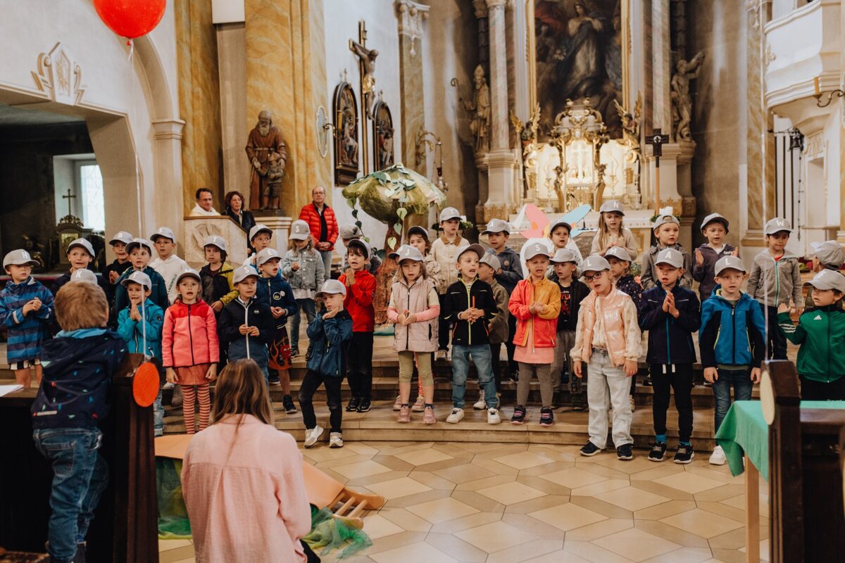 Kindergartenabschied in Vohenstrauß voller Hoffnung und Segen