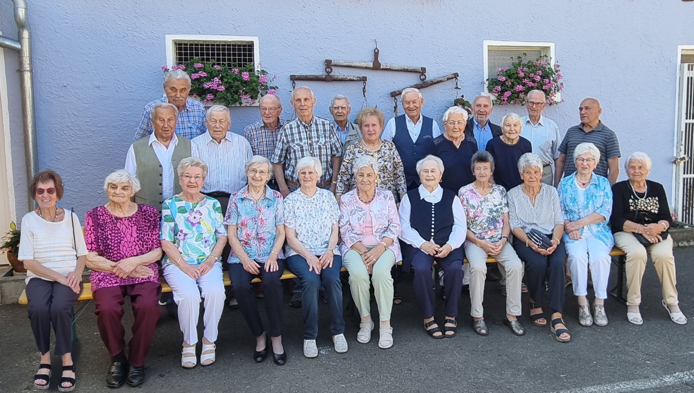 Klassentreffen 1940: Feierlaune trotzt dem Alter