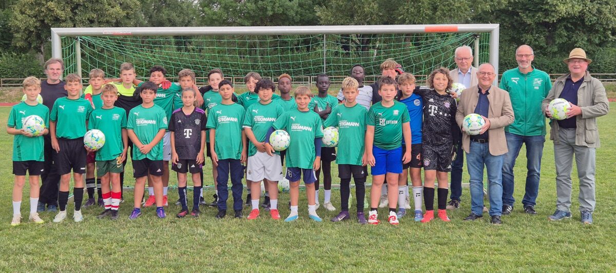 Lions Club Weiden unterstützt Jugendarbeit des FC Weiden-Ost