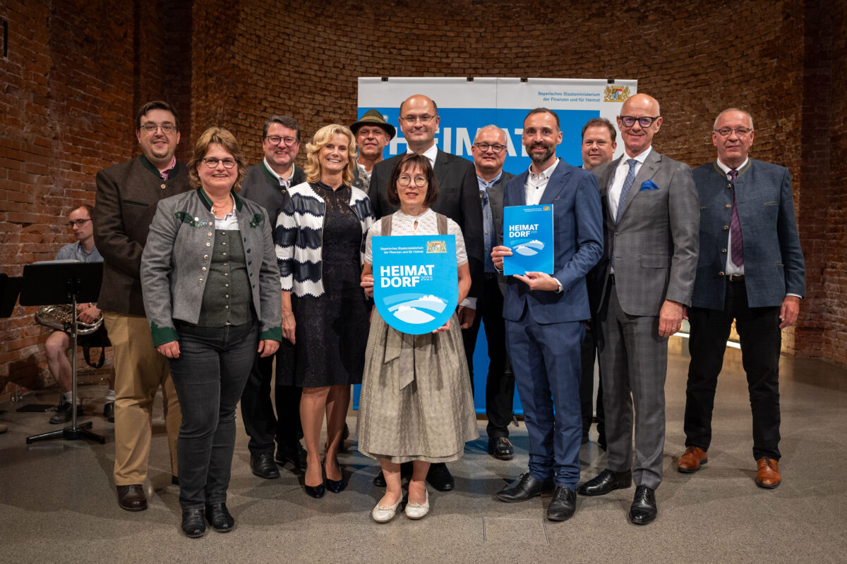 Moosbach zum &quot;Heimatdorf 2025&quot; gekürt