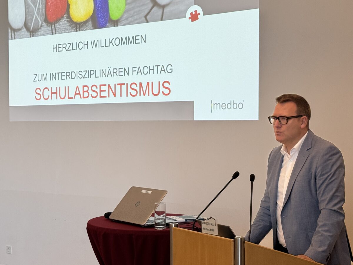 Schulabsentismus rückt beim Fachtag in Weiden in den Fokus