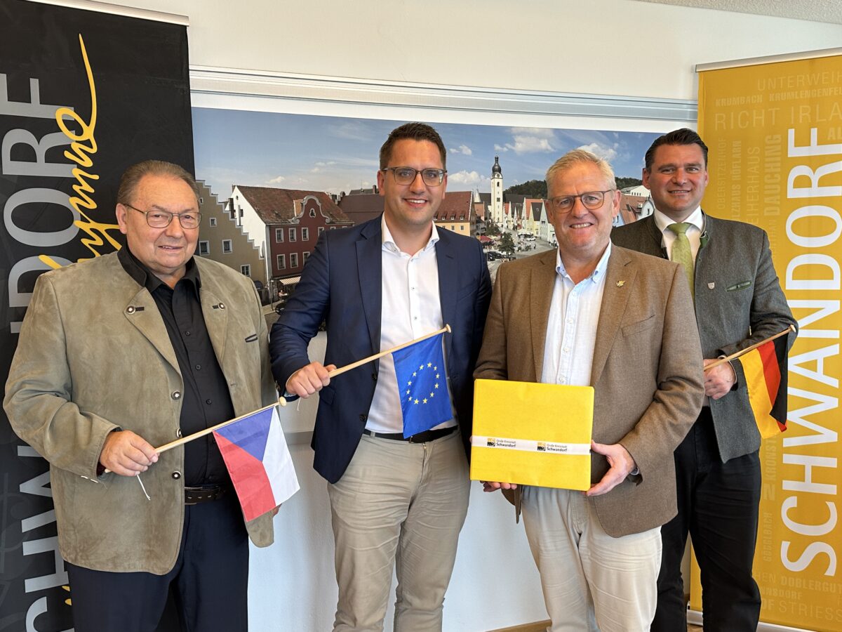 Schwandorf stärkt Europafreundschaft mit Sokolov