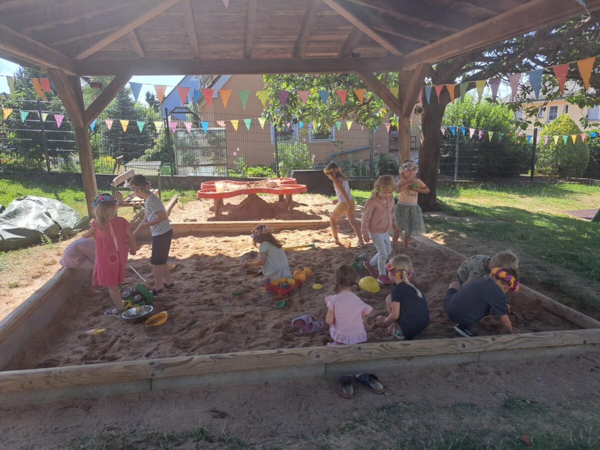 Picknick mit Spiel und Spaß im Kindergarten St. Matthäus in Wurz