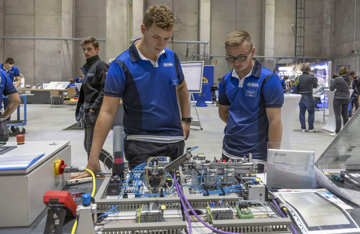 IT entdecken: Beim WITRON IT-CAMP in den Herbstferien 2025 - Mindstorm und Arduino