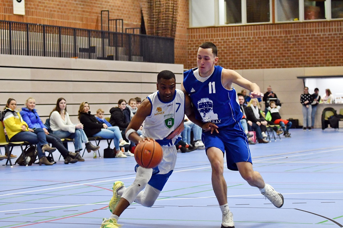 Basketball: Weiden SEC Baskets feiern deutlichen Sieg gegen Kulmbach