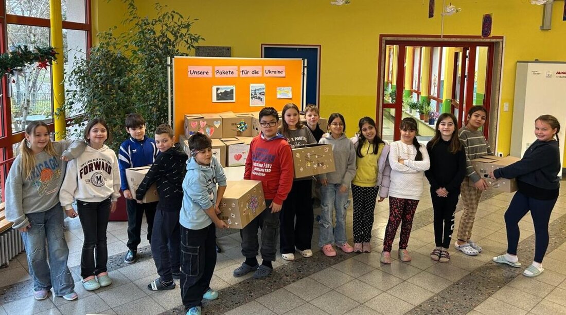 Weiden/Neustadt/WN. Mehrere Schulen und Bildungseinrichtungen aus Weiden und Neustadt bewiesen ein Herz für Menschen in Not. So konnte sich ein Hilfstransport von Space Eye mit 2,8 Tonnen Hilfsgütern auf den Weg in die Ukraine machen.