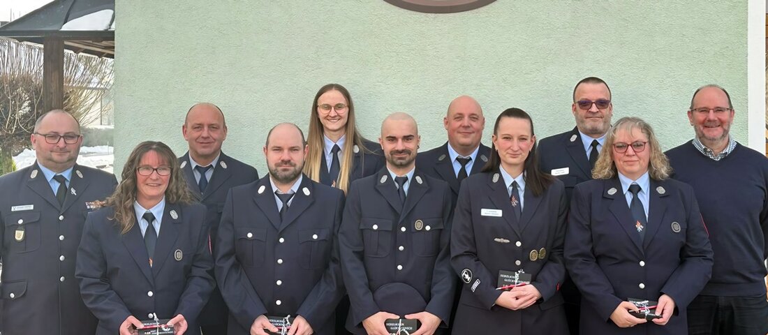 Troschelhammer/Pressath.  Die diesjährige Jahreshauptversammlung der Freiwilligen Feuerwehr Troschelhammer fand unter dem Schatten eines schweren Verlusts statt.