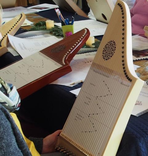 SCHNUPPERKURS Veeh-Harfe® mit Advents- und Weihnachtsliedern