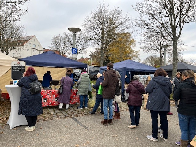 Verpflegung beim "Großen Hobbykünstlermarkt in Neustadt/WN"